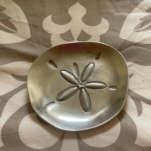 Mariposa Silver Sand Dollar Plate